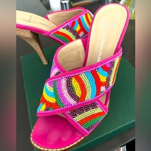 Donald J. Pliner beaded heels Size 7.5 worn once no flaws